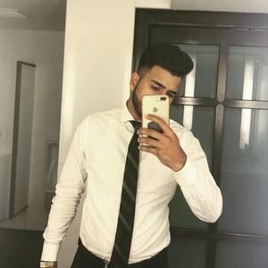 Meet your Posher, Faizan